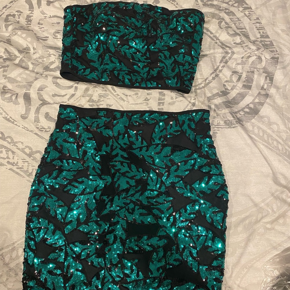 Sequin 2 piece skirt set